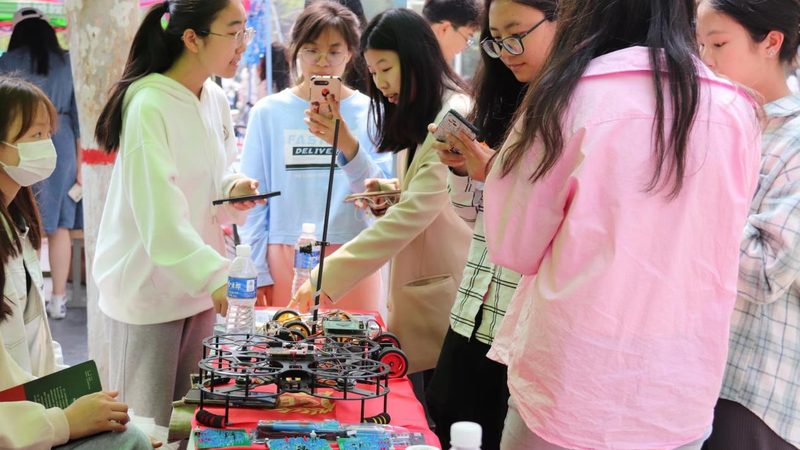 化工厂智能化改造：分步实施的关键策略**